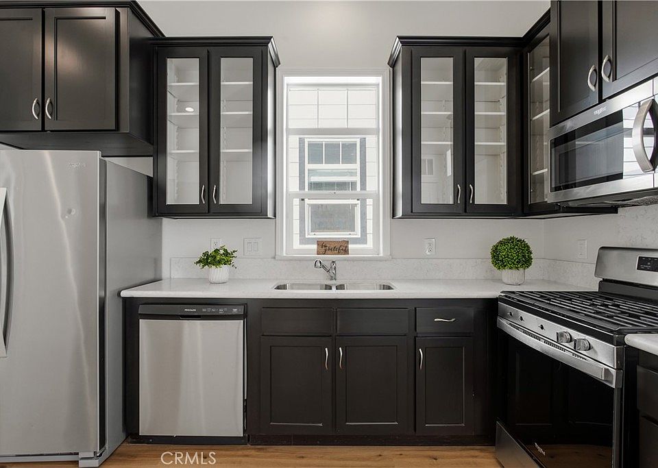 4th image of 8250 Lankershim Ivy 15 Blvd #82