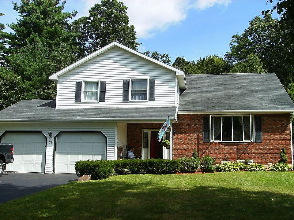 1st image of 77 Wineberry Ln