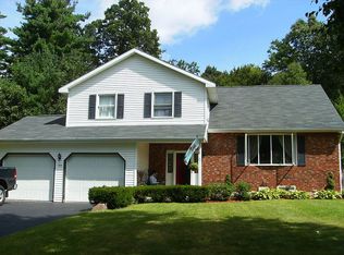 77 Wineberry Ln, Malta, NY 12020