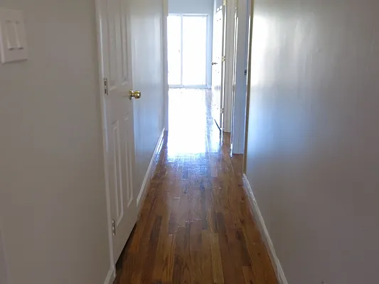 Rented by MNS | media 20