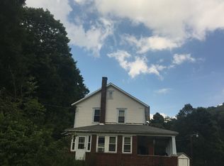 5031 Somerset Pike, Hollsopple, PA 15935