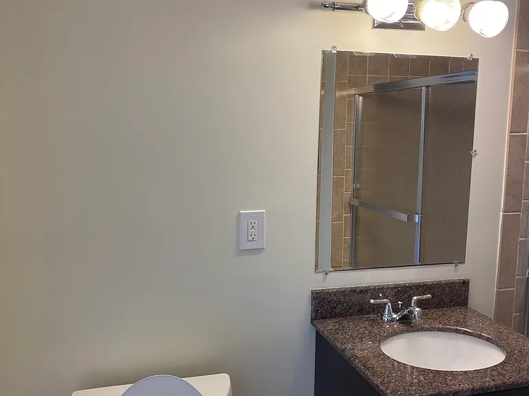144 Washington St #8 — Photo 8
