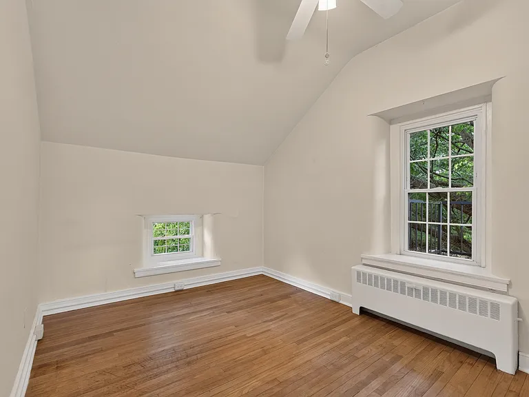 1138 E Schuylkill Rd #6 — Photo 5