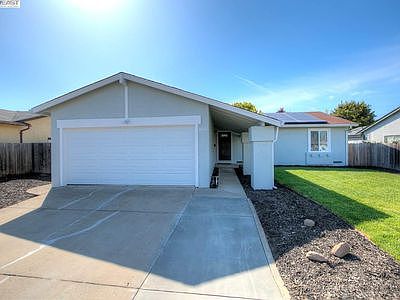 1st image of 2681 Cherry Blossom Way