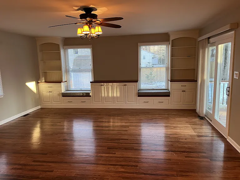 445 Herald Harbor Rd — Photo 6
