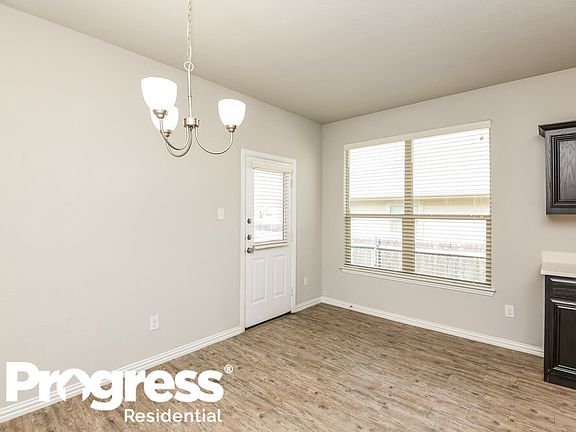 5th image of 1933 Belshire Ct