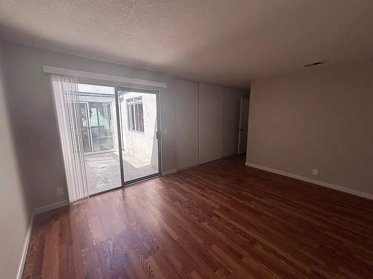 5328 Cedar Grove Cir — Photo 9
