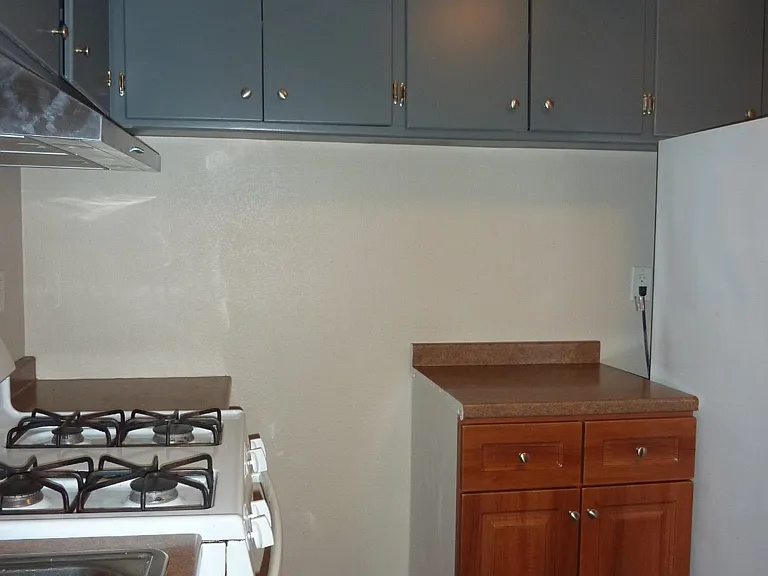 7863 Mariposa Ave — Photo 10