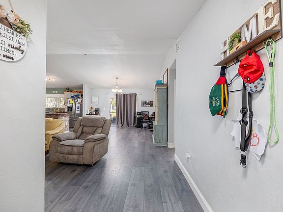 2nd image of 1591 N Blackwell