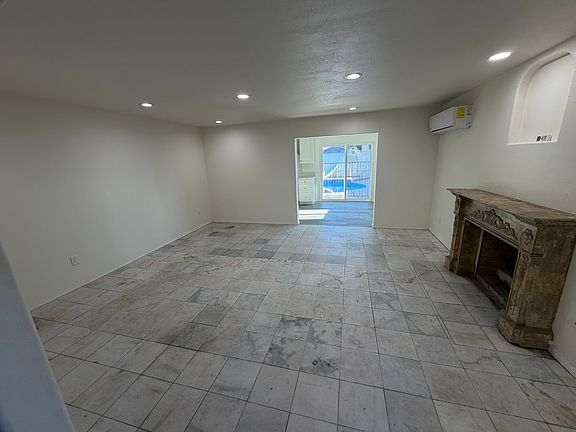 4th image of 3656 Stichman Ave #1