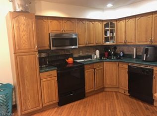 17 Village Way UNIT 3, Vernon, NJ 07462