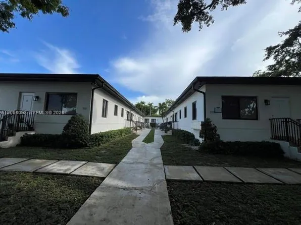 2121 SW 14th Ter APT 5, Miami, FL 33145