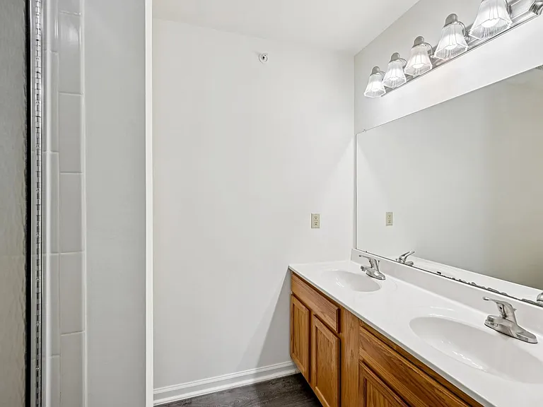 Spring Creek Apartments — Photo 71