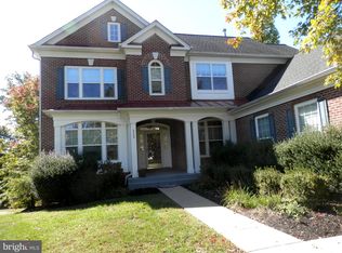 3369 Lady Catherine Cir, Triangle, VA 22172