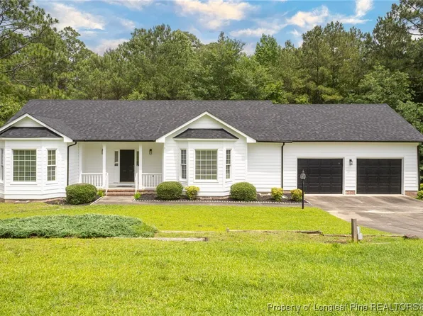 6860 Harvest Ct, Fayetteville, NC 28306