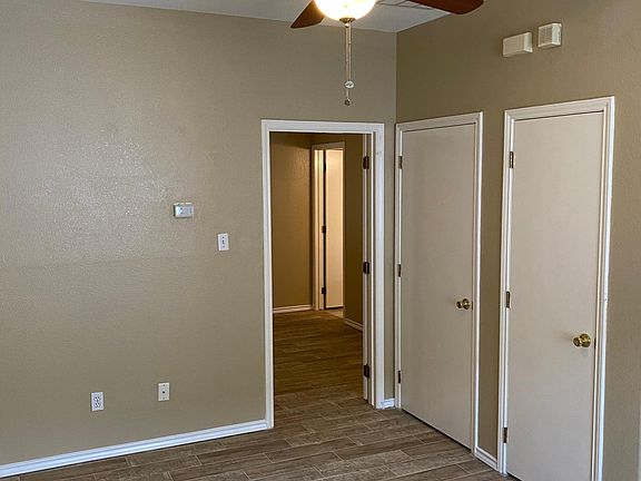 5th image of 1705 Lexington Cir #0