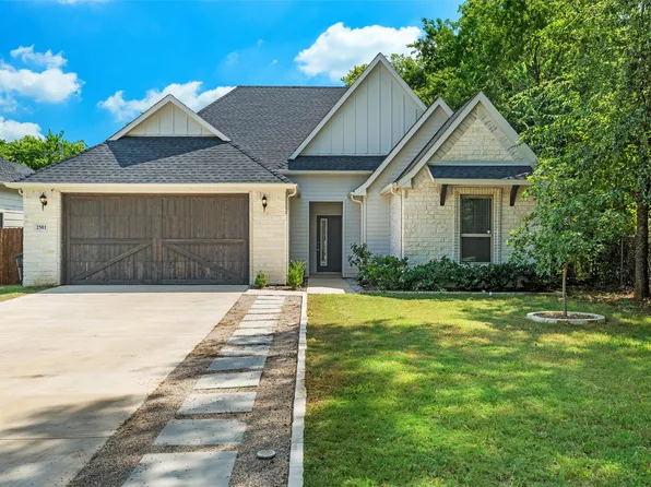 2501 Handley Dr, Fort Worth, TX 76112
