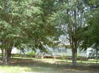 1951 SE 160th Ave, Morriston, FL 32668