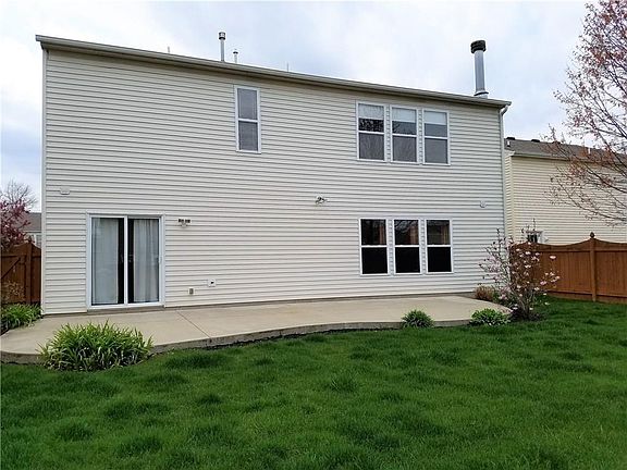 5th image of 15264 Clear St