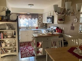 5008 Chadbourne Dr, Sterling Heights, MI 48310