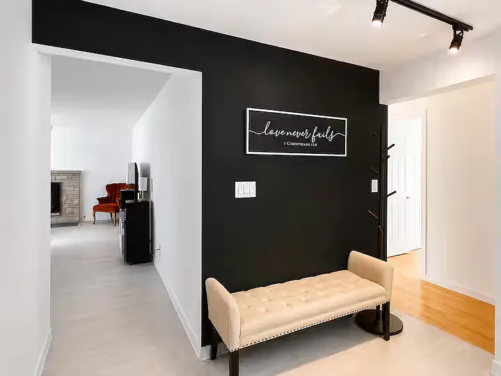 632 165th Ave NE — Photo 3