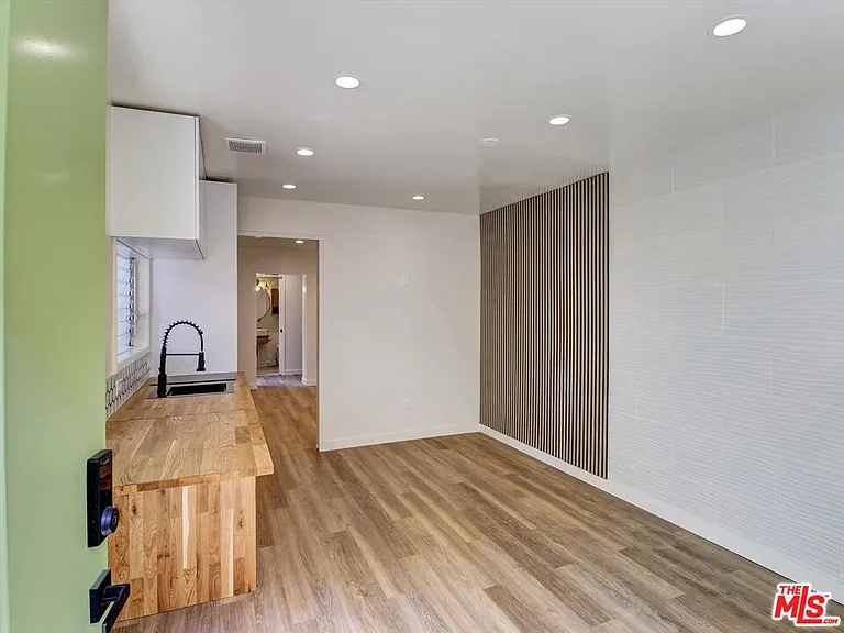 6921 Paseo Del Serra #1/2 — Photo 7