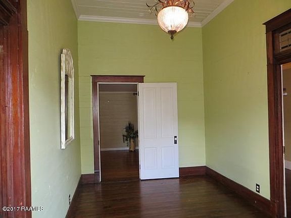 4th image of 716 Grand Point Avenue Ave