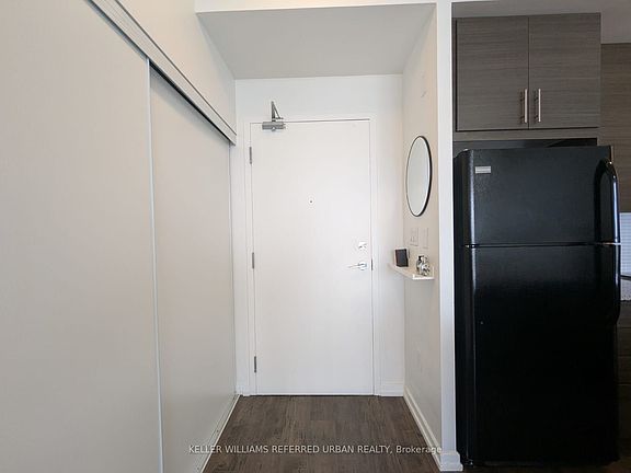 3rd image of 70 Forest Manor Rd #1211