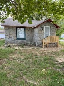827 Jefferson, Joplin, MO, 64801