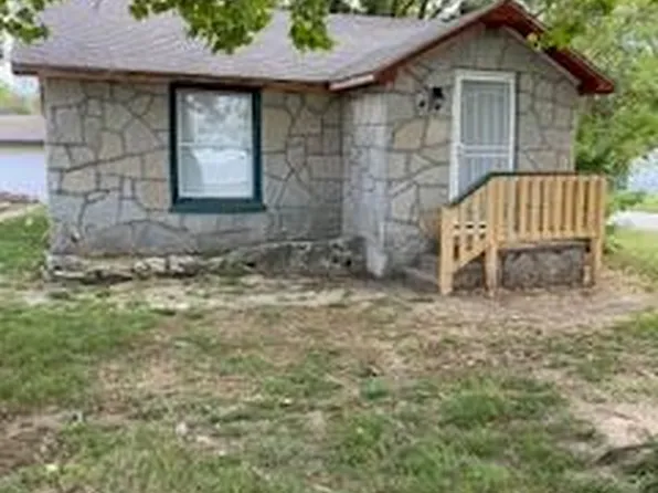 827 Jefferson, Joplin, MO 64801