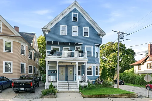 390 Lloyd Ave #1 Photo 1
