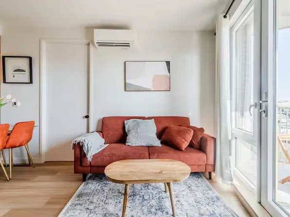 16 West Street image 4 of 37