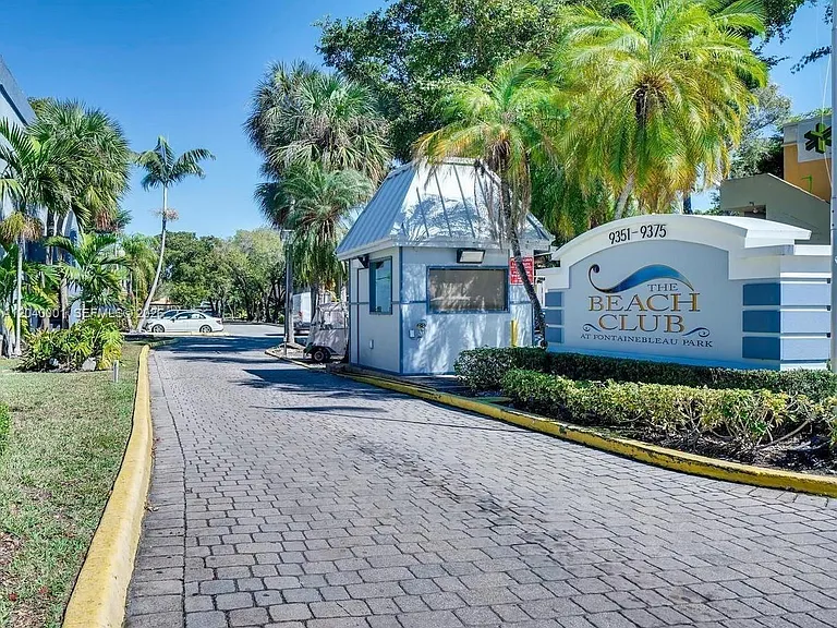 9369 Fontainebleau Blvd #J225 — Photo 15