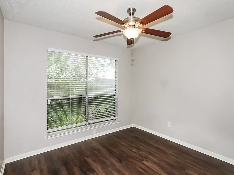 19411 Winding Branch Dr — Photo 13