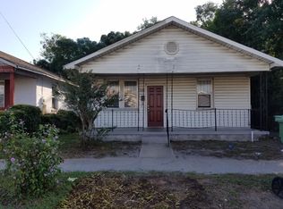 1005 S 10th St, Wilmington, NC 28401