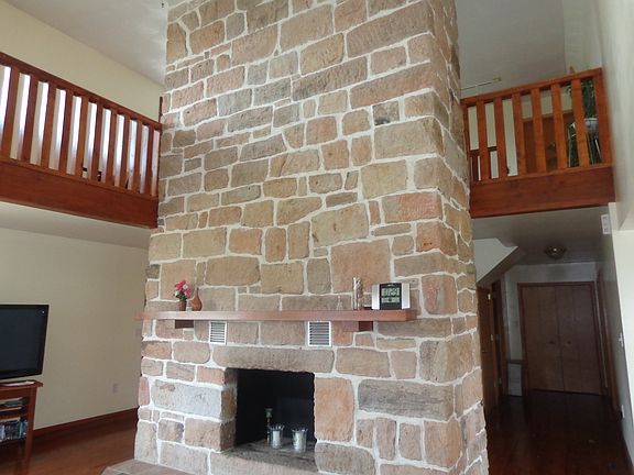 LR Fireplace with Loft