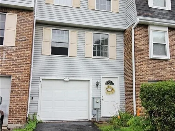 4407 Heritage Dr, Liverpool, NY 13090