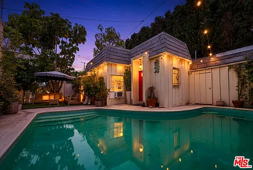 8998 Lloyd Pl Photo 1