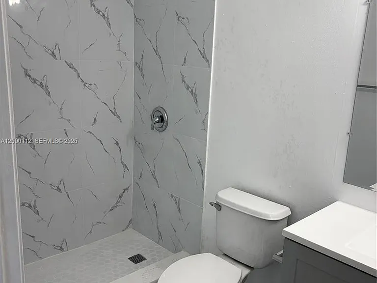 20044 SW 87th Pl #- — Photo 7