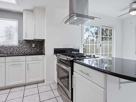 4th image of 10180 Palm Glen Dr Unit 54