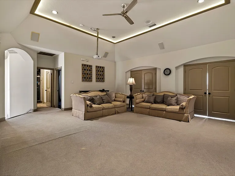 4101 Cherokee Dr — Photo 24
