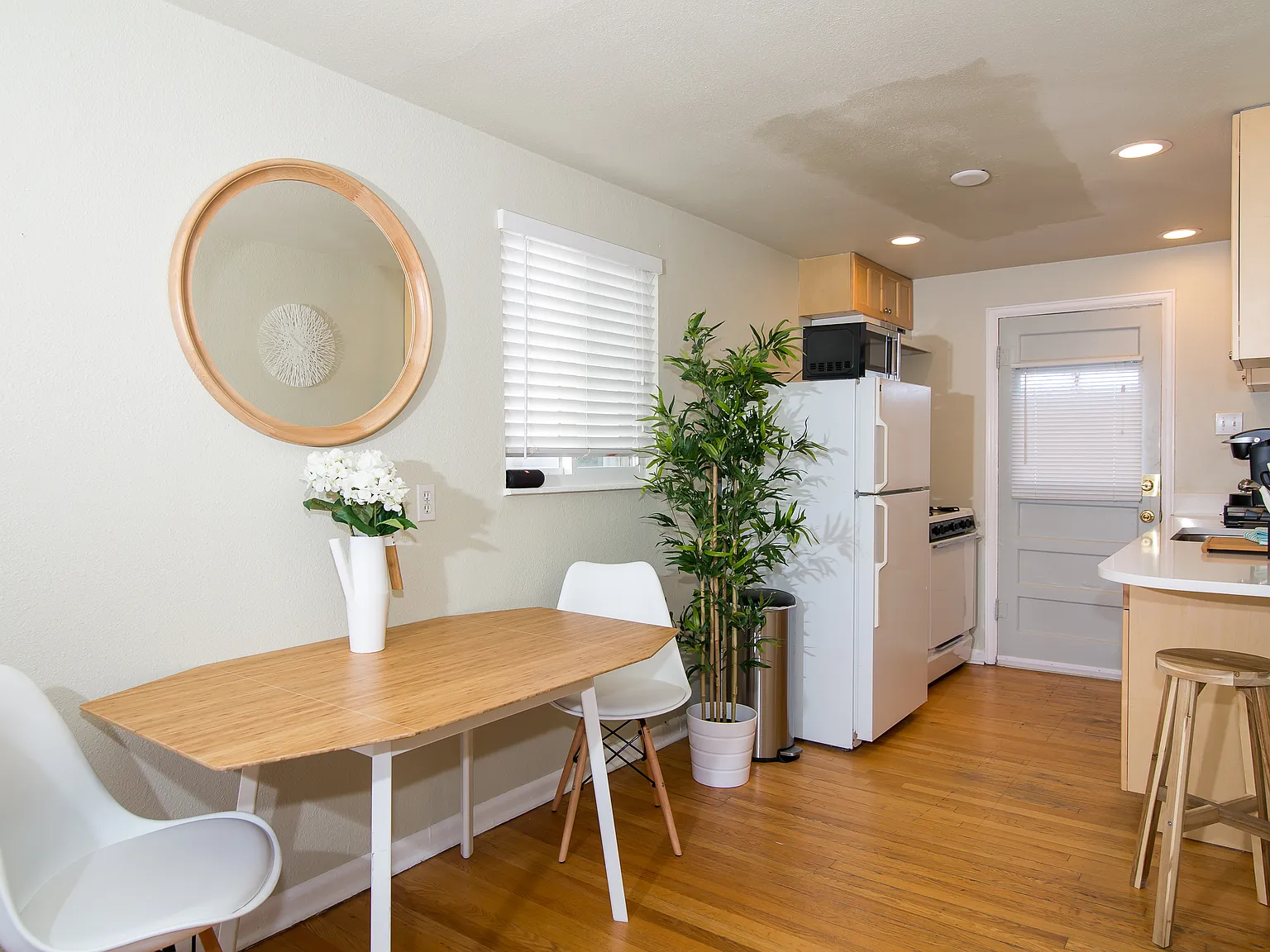 1 bed, 550 sqft, $1,975 — Photo 3