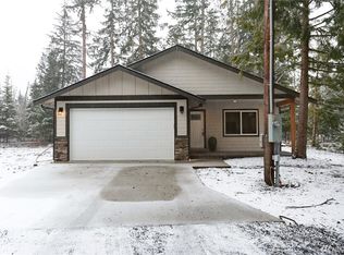 8389 Golden Valley Blvd, Maple Falls, WA