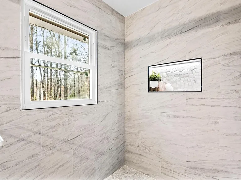 Lighted shower nook for added glam