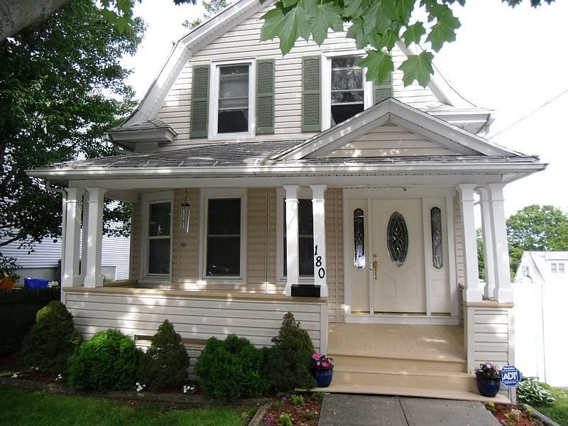 Lovely Colonial