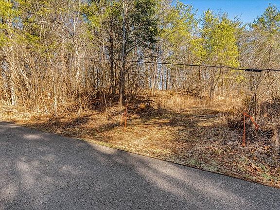 2nd image of 7820 Swaggerty Rd