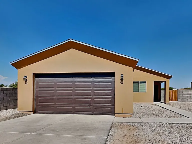 6049 S 8th Pl — Photo 1