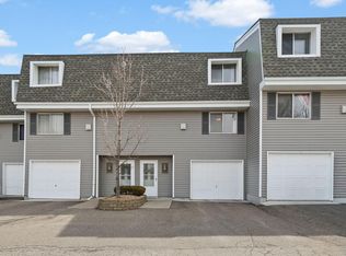 418 Dorland Pl, Maplewood, MN 55119
