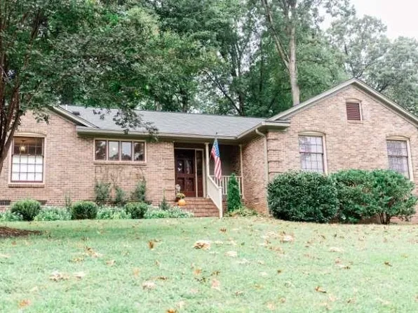 423 E Rowan St, Raleigh, NC 27609