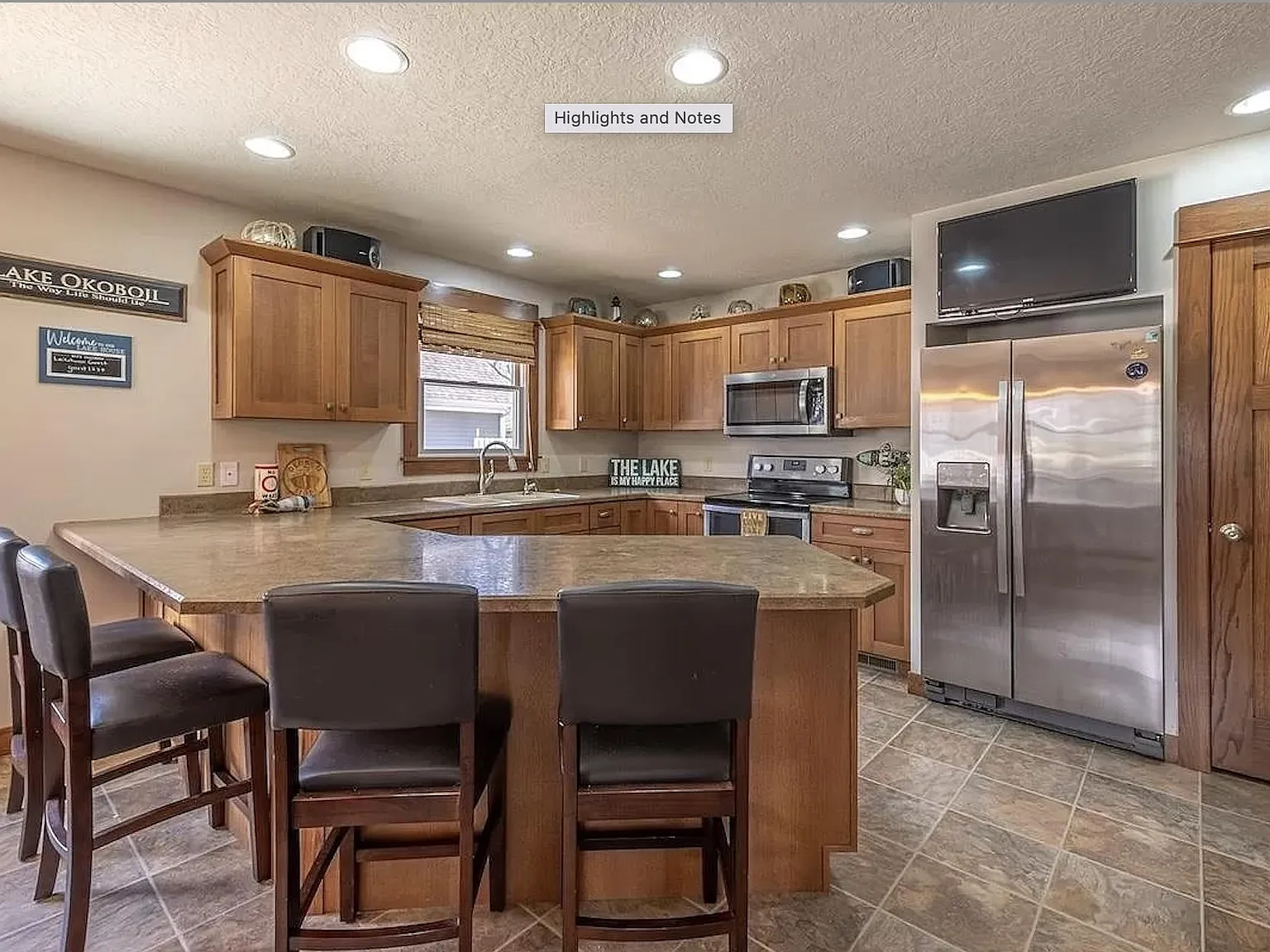 4 bed, 2.5 bath, 1839 sqft, $2,400 — Photo 3